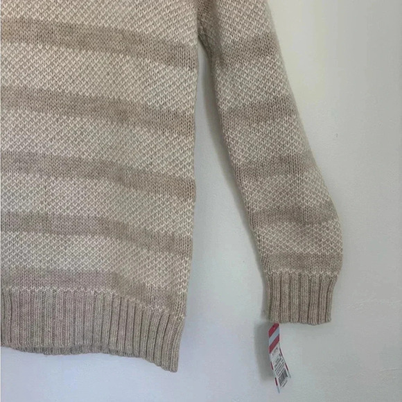 Cat & Jack Beige Striped Sherpa Mock Neck Sweater 12-14 - Picture 3 of 8